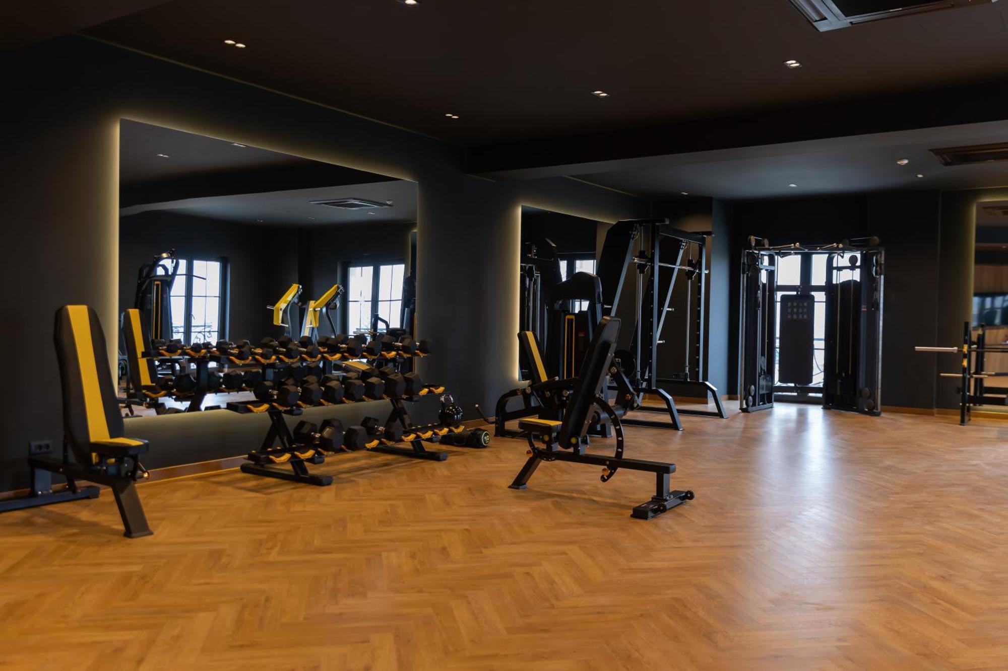 Venus Hotel Lipjan Екстер'єр фото