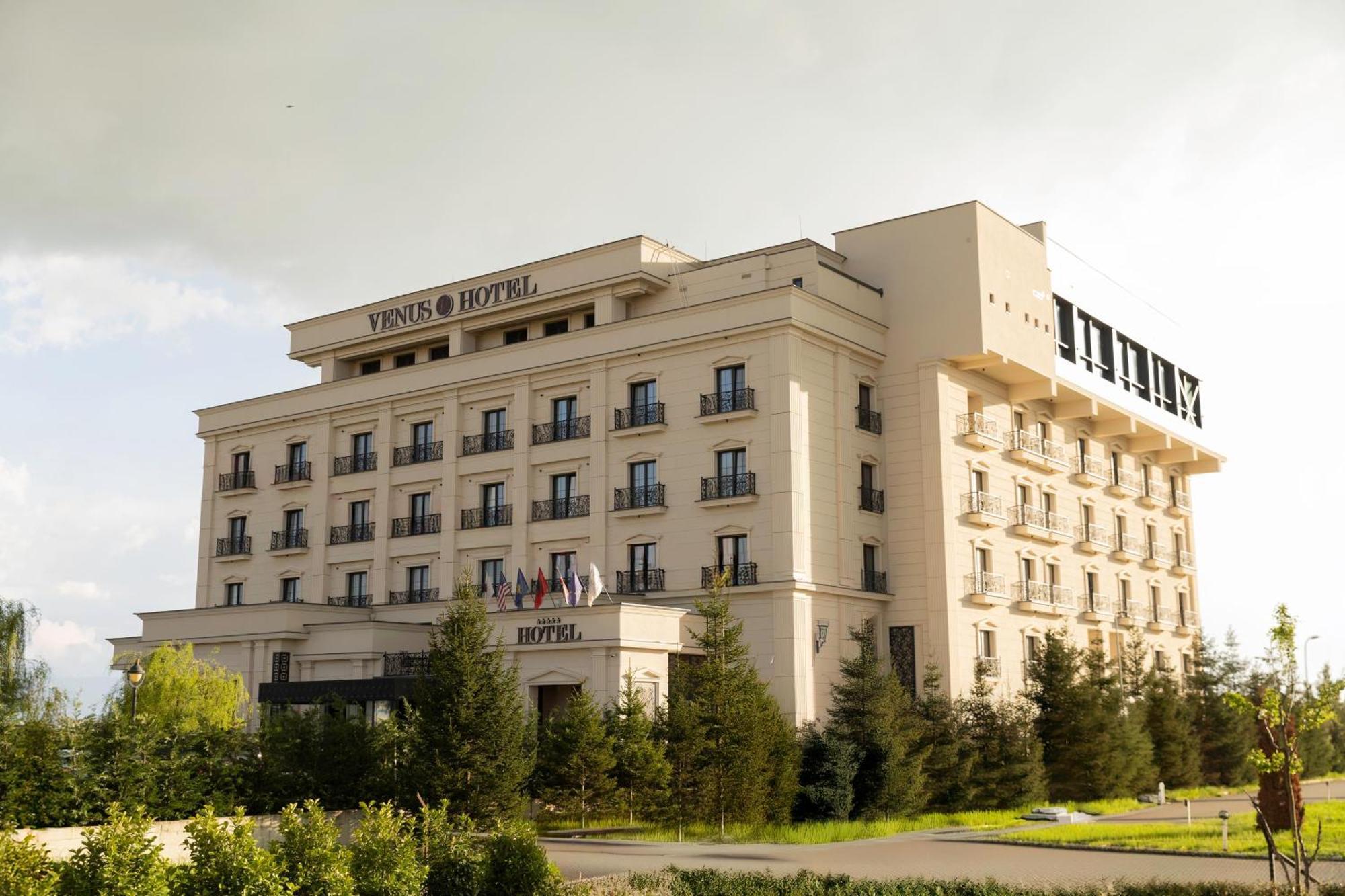 Venus Hotel Lipjan Екстер'єр фото