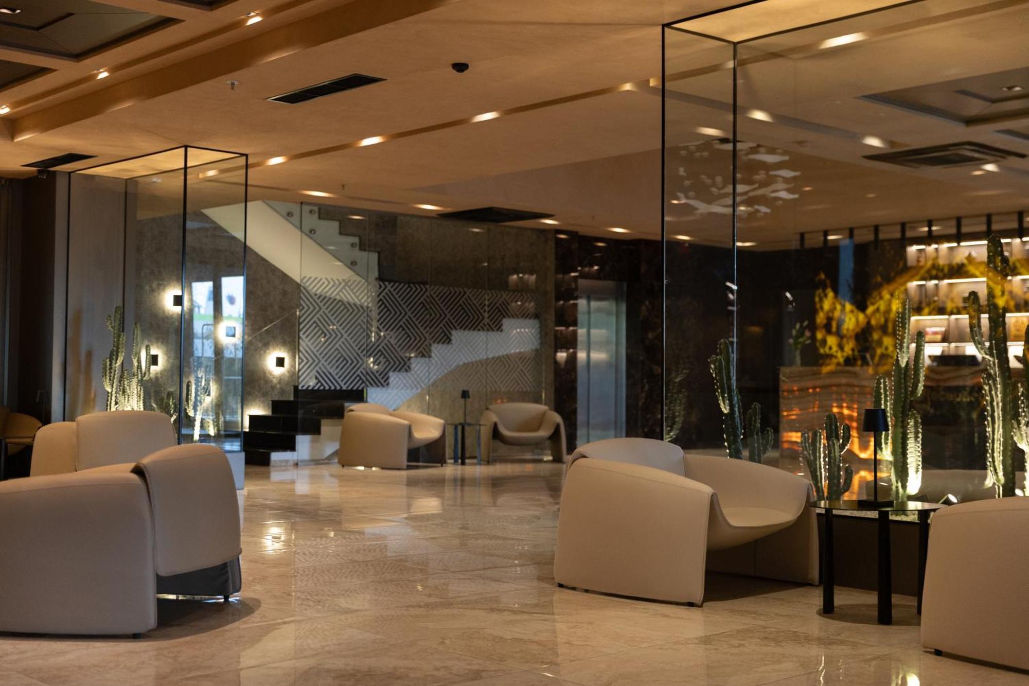 Venus Hotel Lipjan Екстер'єр фото